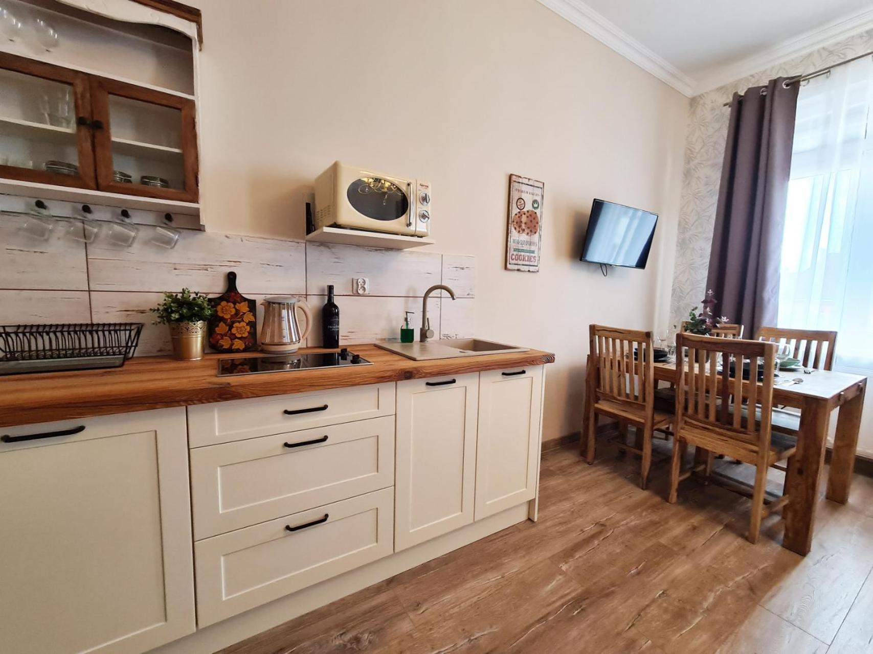 Apartamenty Starowka - W Otulinie Starego Miasta ทอรูน ภายนอก รูปภาพ