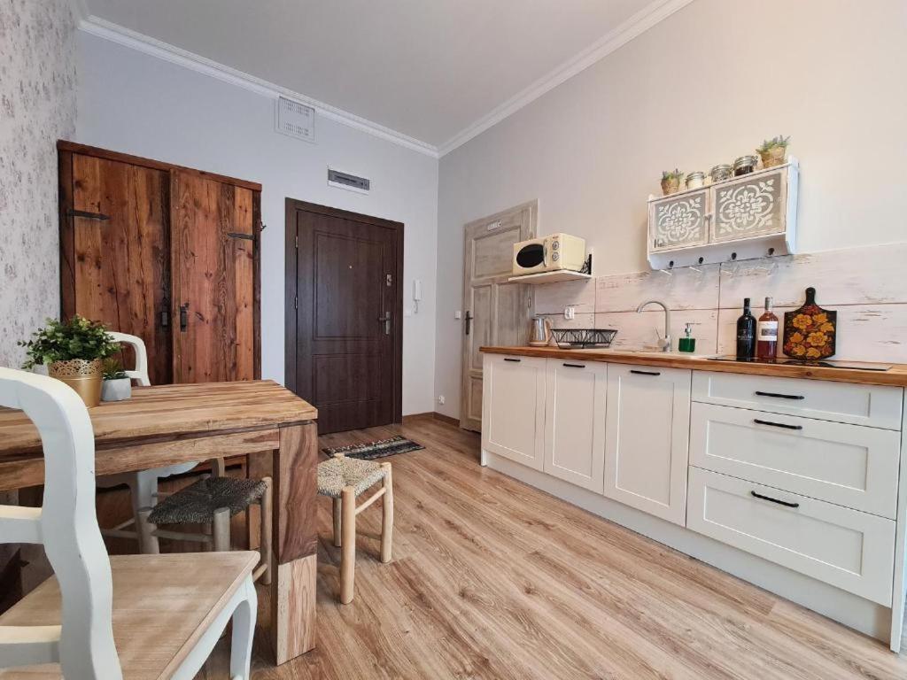 Apartamenty Starowka - W Otulinie Starego Miasta ทอรูน ภายนอก รูปภาพ