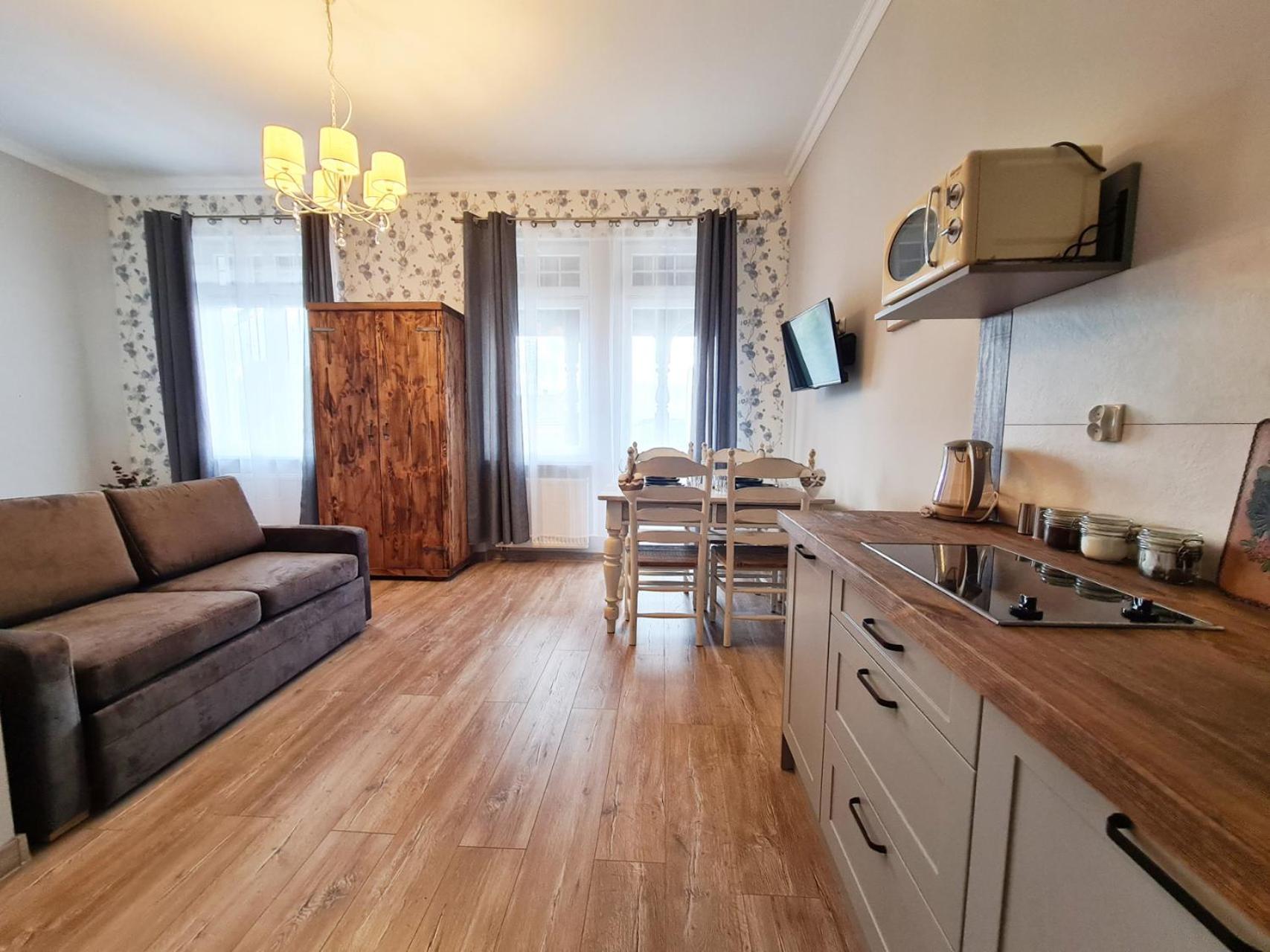 Apartamenty Starowka - W Otulinie Starego Miasta ทอรูน ภายนอก รูปภาพ
